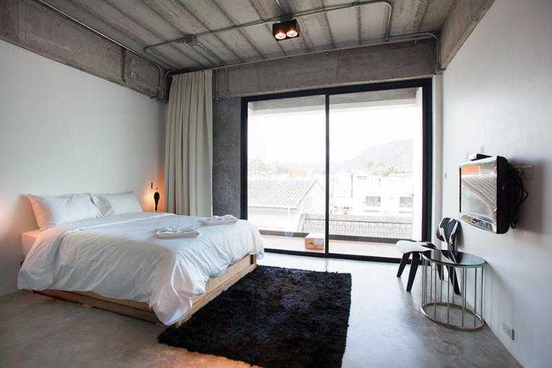 Ella Bed Bed & Breakfast Patong Dış mekan fotoğraf